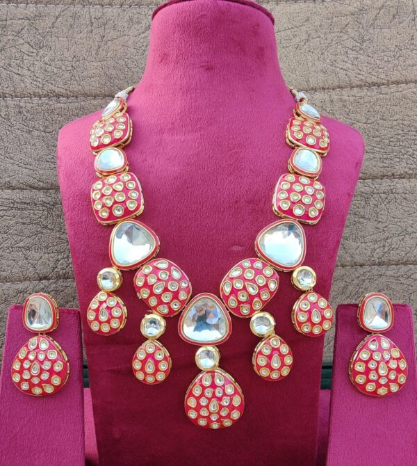 kundan necklace with earings