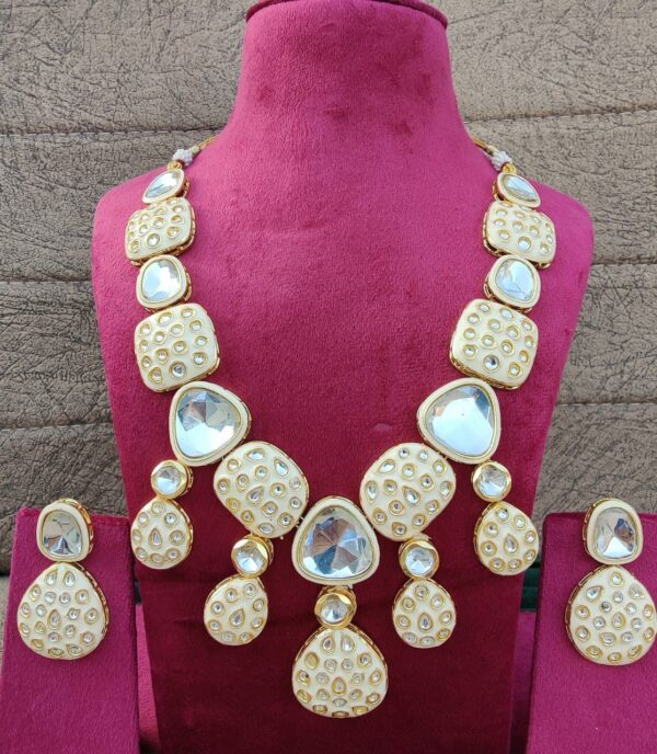 kundan necklace with earings - Image 2