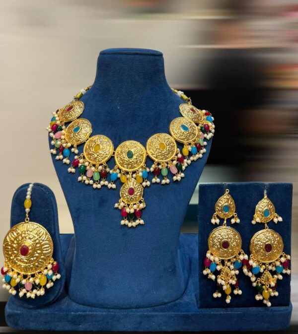 Patra Jadau Necklace with earings and tikka