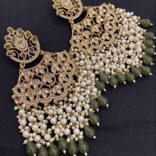 Mehndi Polish Big Size Kundan Earrings