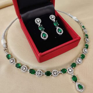Solitaire diamond necklace