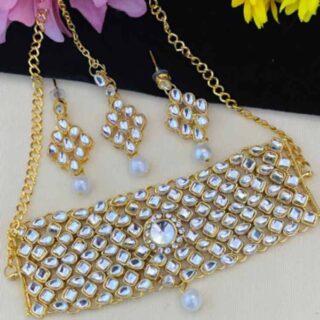 Beautiful Kundan nacklace,earrings