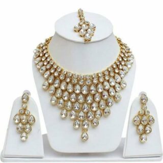 Beautiful Kundan nacklace,earrings