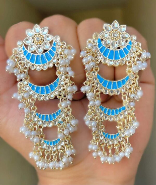 Kundan light weight earrings
