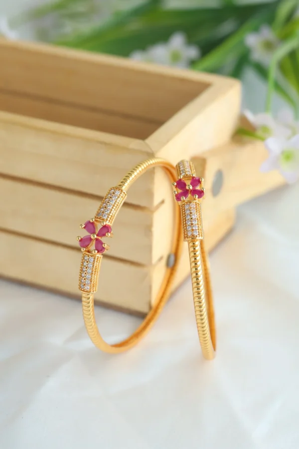 Brass Rajwadi kada bangles
