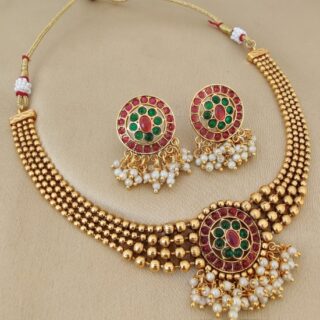 Beautiful Gold Plated Neaklace With Beautiful Earings set...