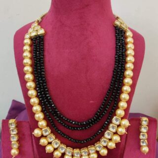 Beautifully Kundan Long Neaklace With Beautiful Earings