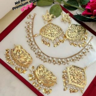 Beautiful combo Neckline with Tikka set Hair pins set.