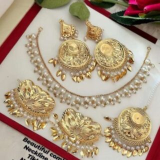 Beautiful combo Neckline with Tikka set Hair pins set.