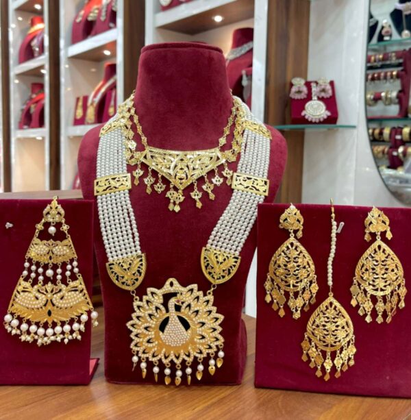 Jdau Ranihaar With Chokker Earings and Tika With Peacock🦚Side Pasa Full bridal Set