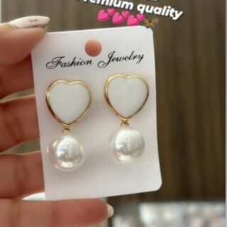 Girlish Studs
