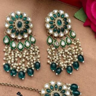 Kundan Tikka set