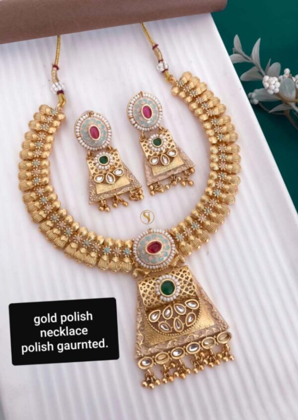 choker set  with earrings