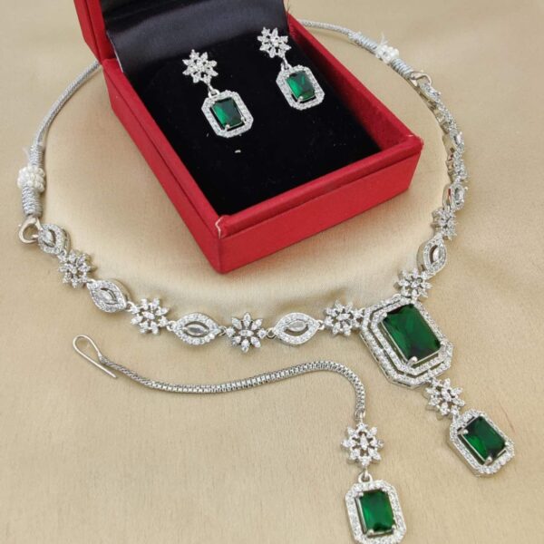 Diamond Necklace With Earings And Tika Combo