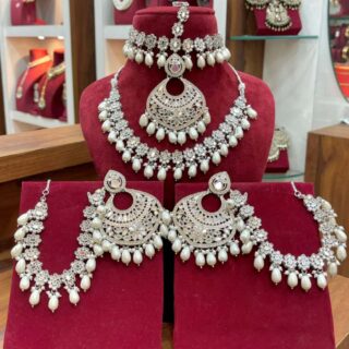 Mirror Choker With Bahubali Earrings And Matha Patti Combo Set