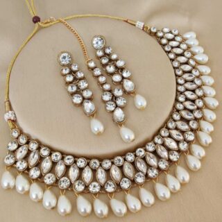 Kundan Necklace With Earings,Tika