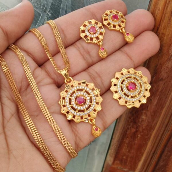 Gold Look Pendant Set